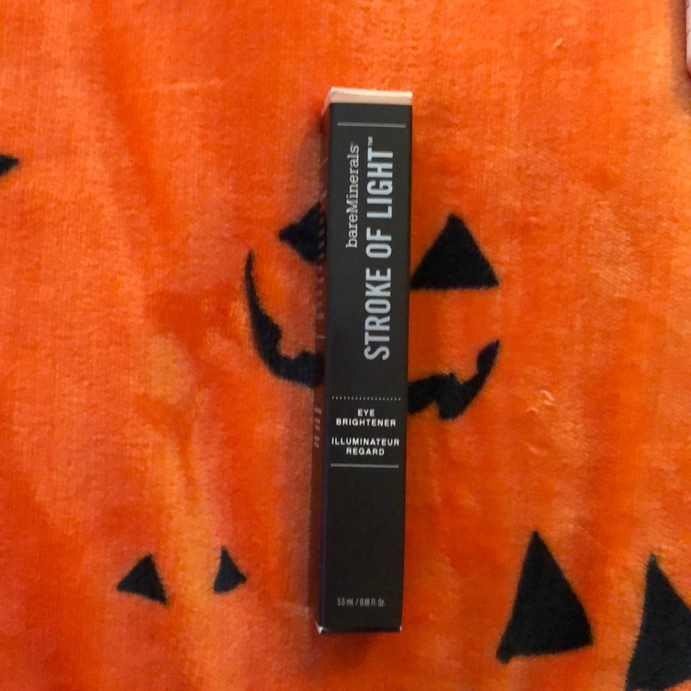 BareMinerals stroke of light illuminator brand new